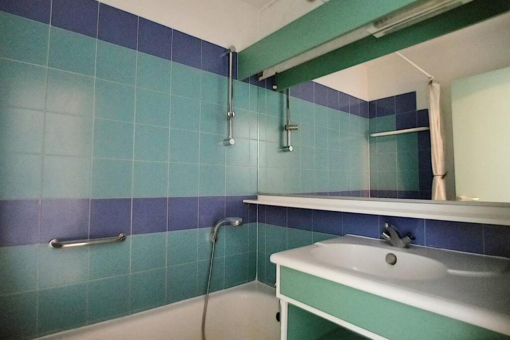 Ferienwohnung Antibes Les Pins 2 Pieces Vue Mer Piscine Parking Exterior foto