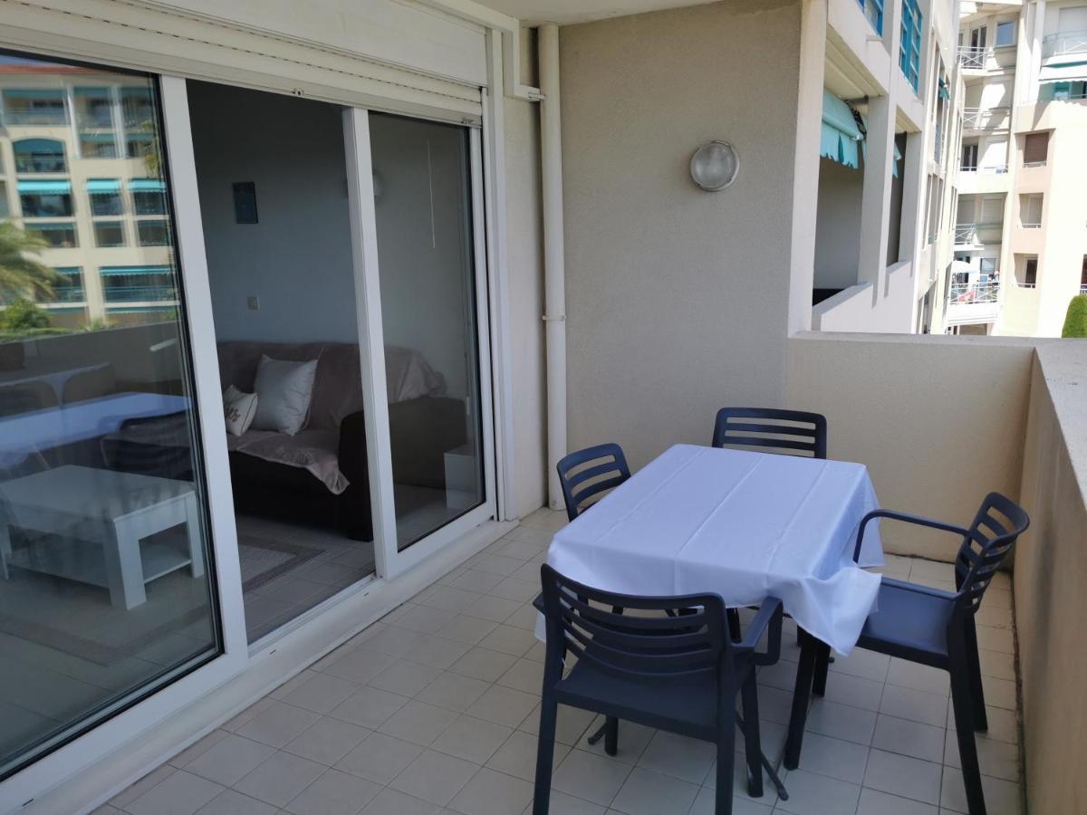 Ferienwohnung Antibes Les Pins 2 Pieces Vue Mer Piscine Parking Exterior foto